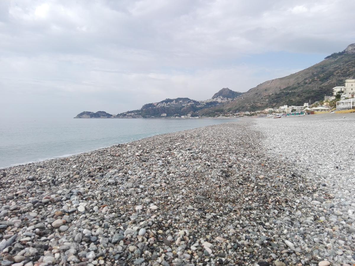 مبيت وإفطار يتوجاني La Nave Sul Mare Di Taormina المظهر الخارجي الصورة